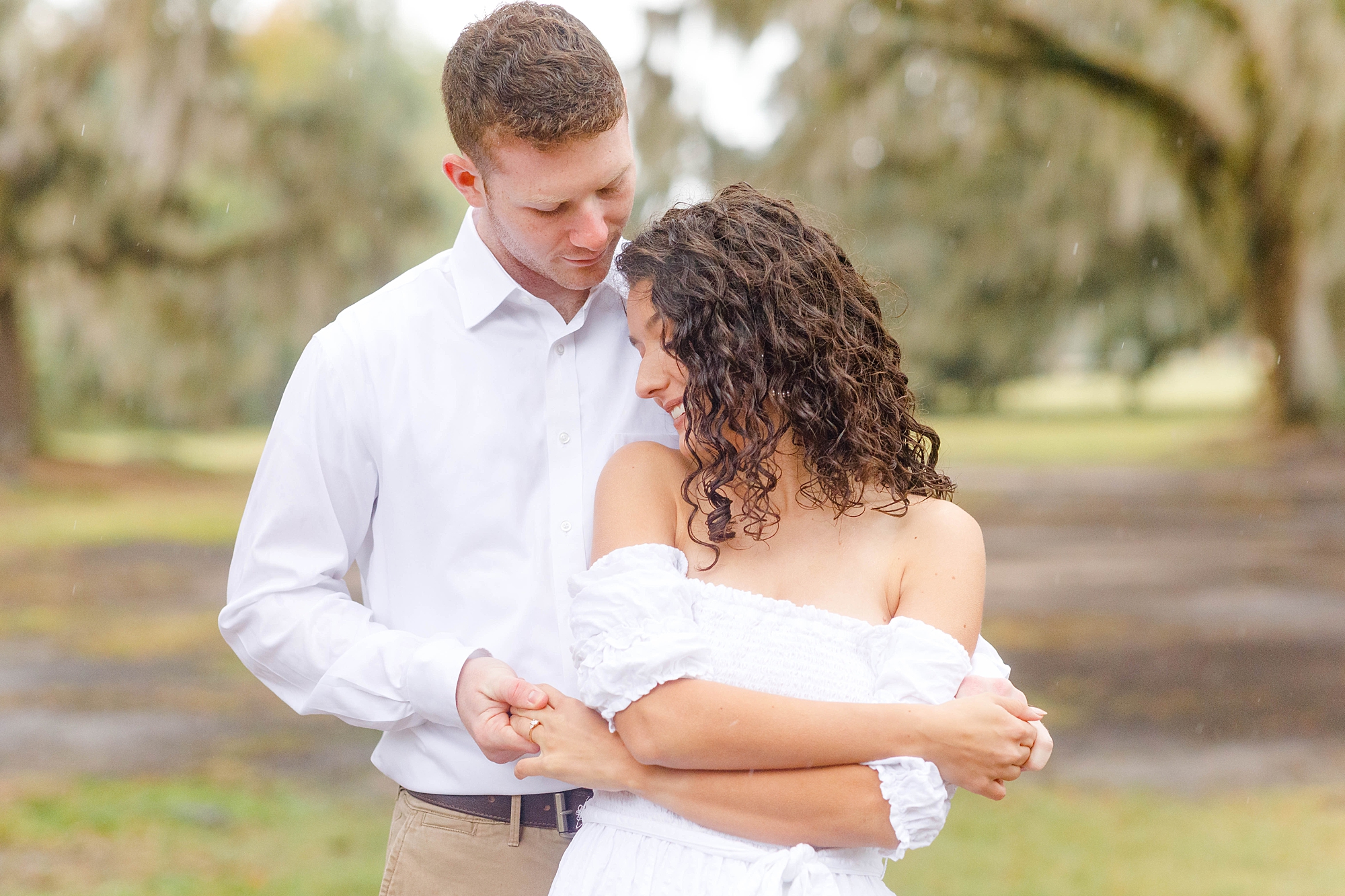 timeless and romantic engagement portraits